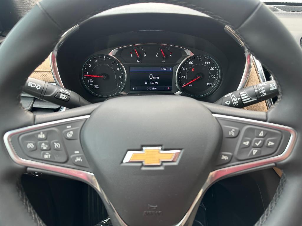 used 2023 Chevrolet Equinox car, priced at $29,900