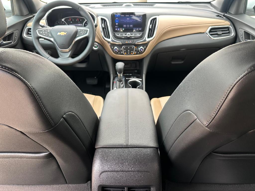 used 2023 Chevrolet Equinox car, priced at $29,900