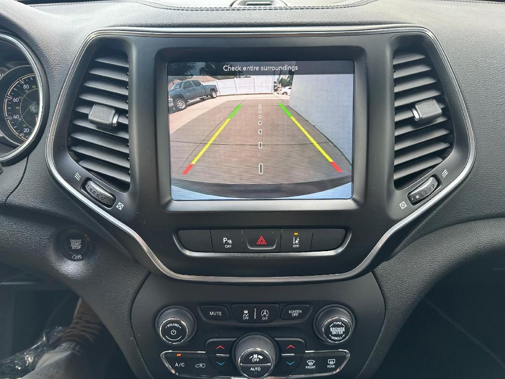 used 2021 Jeep Cherokee car, priced at $20,900