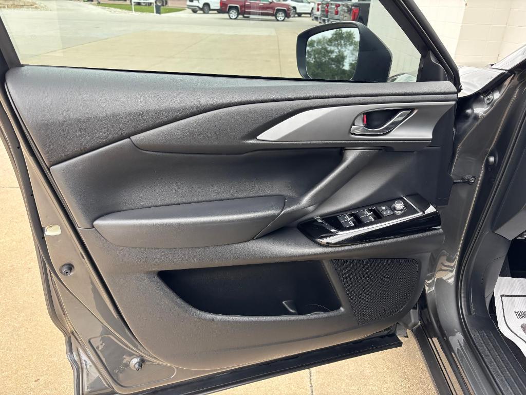used 2022 Mazda CX-9 car, priced at $27,900