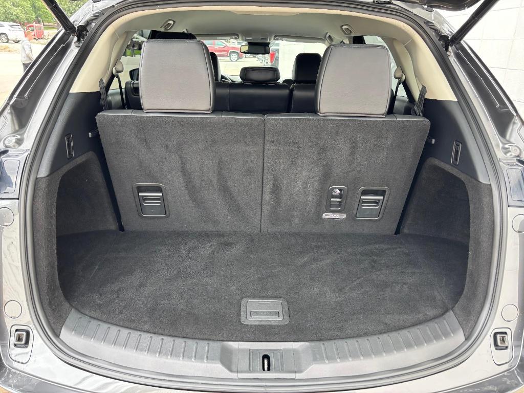 used 2022 Mazda CX-9 car, priced at $27,900