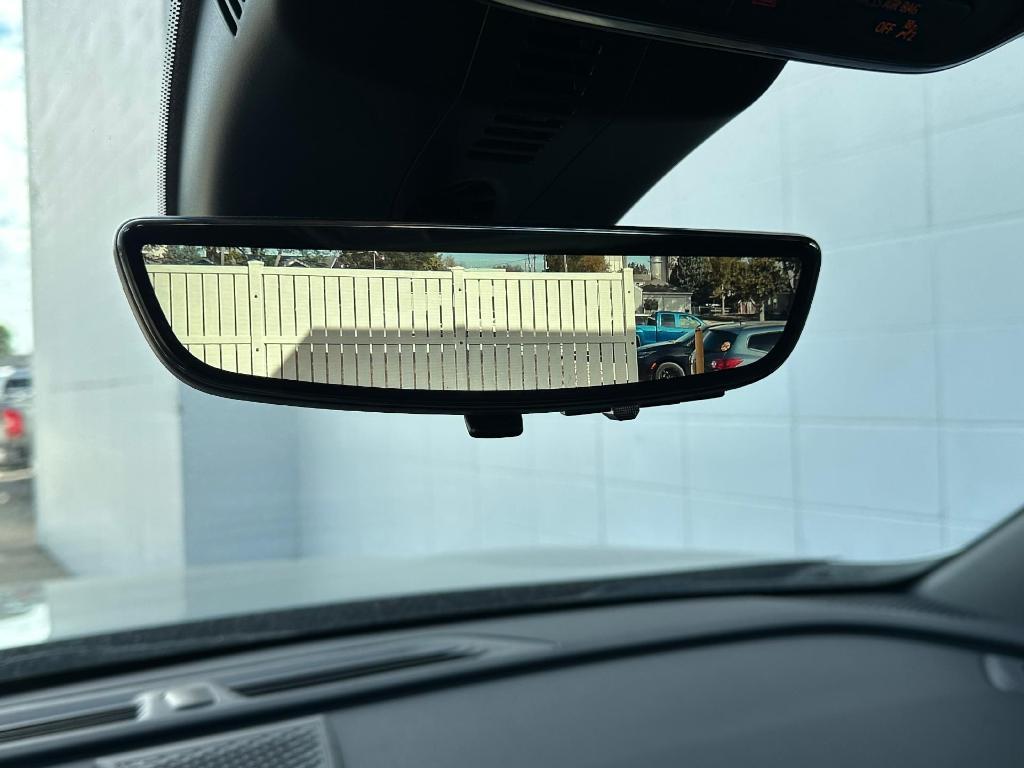 used 2024 Chevrolet Traverse car, priced at $52,900