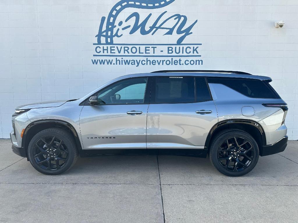 used 2024 Chevrolet Traverse car, priced at $52,900