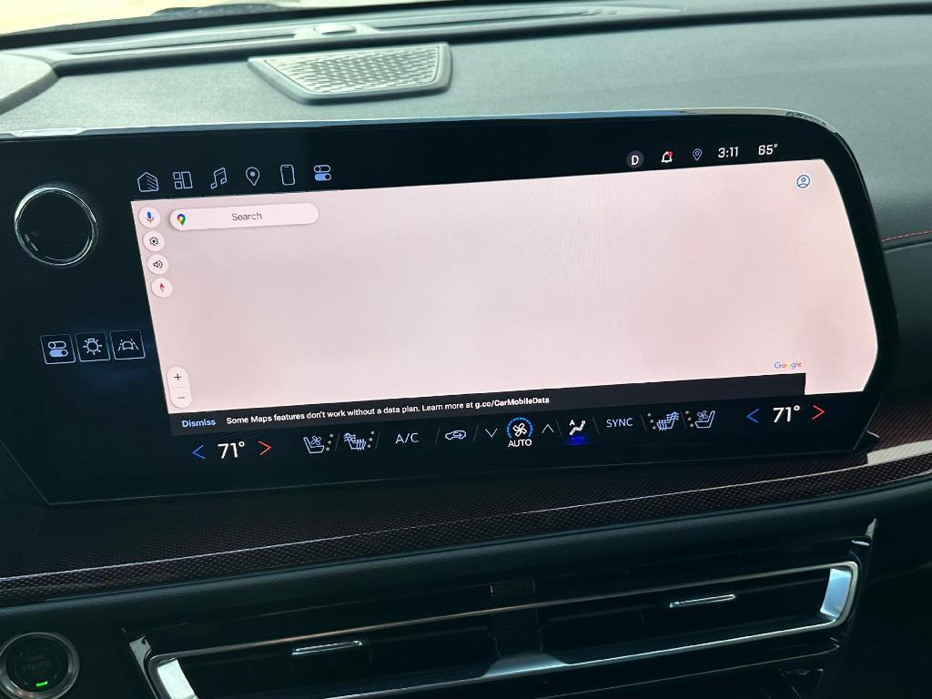 used 2024 Chevrolet Traverse car, priced at $52,900