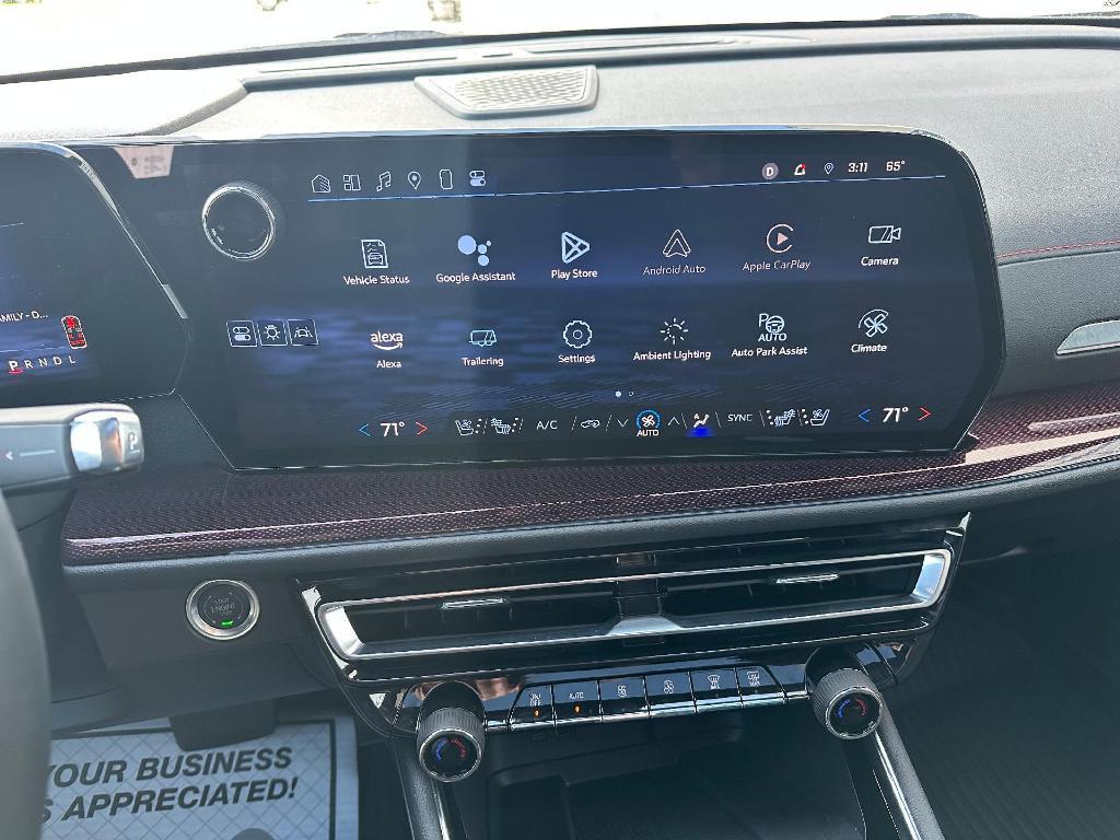 used 2024 Chevrolet Traverse car, priced at $52,900