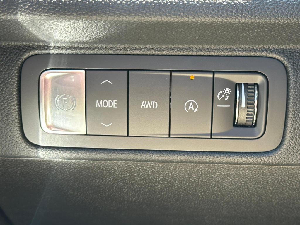 new 2025 Chevrolet Traverse car, priced at $46,540