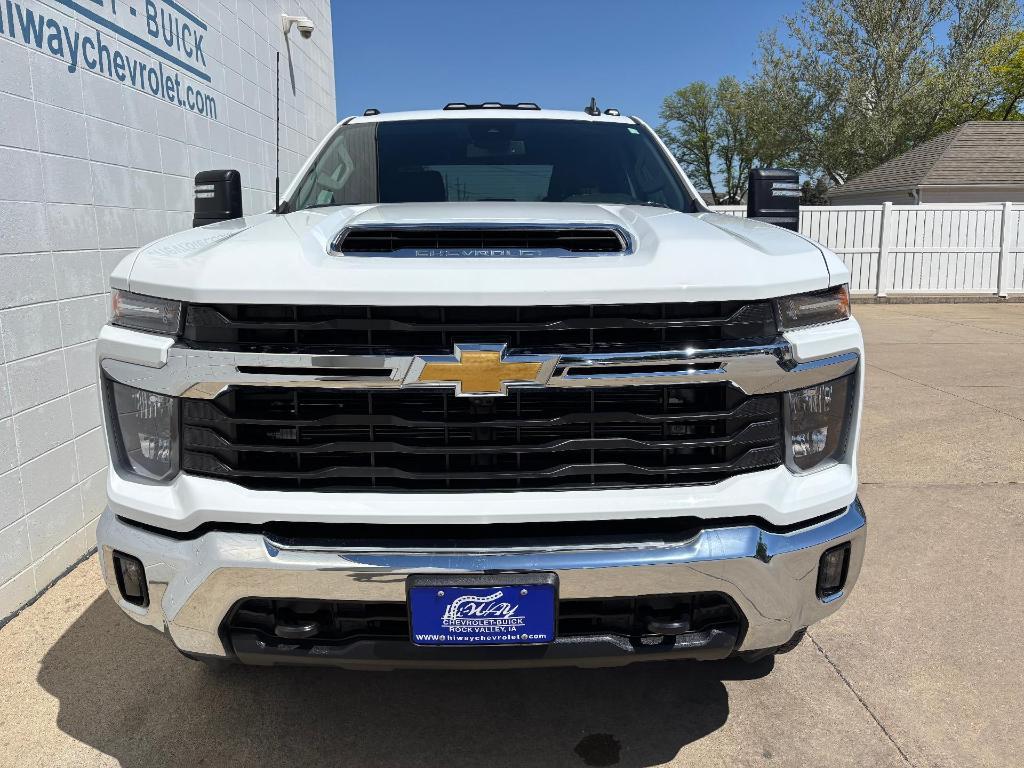 used 2024 Chevrolet Silverado 3500 car, priced at $64,900