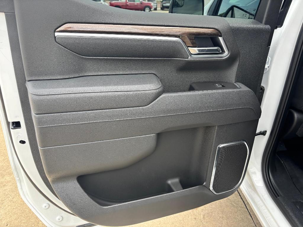 new 2025 Chevrolet Silverado 1500 car, priced at $52,795