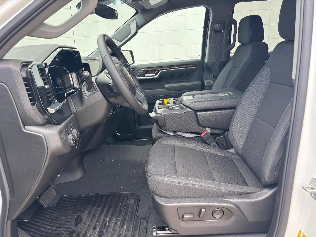 new 2025 Chevrolet Silverado 1500 car, priced at $52,795