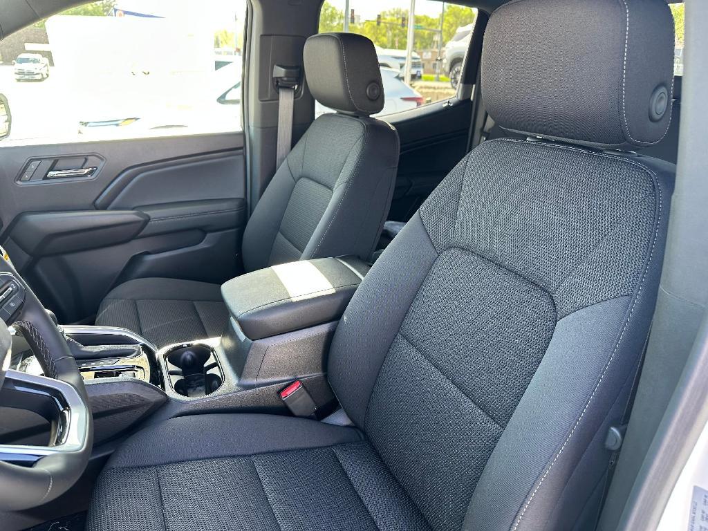 new 2025 Chevrolet Colorado car, priced at $40,890