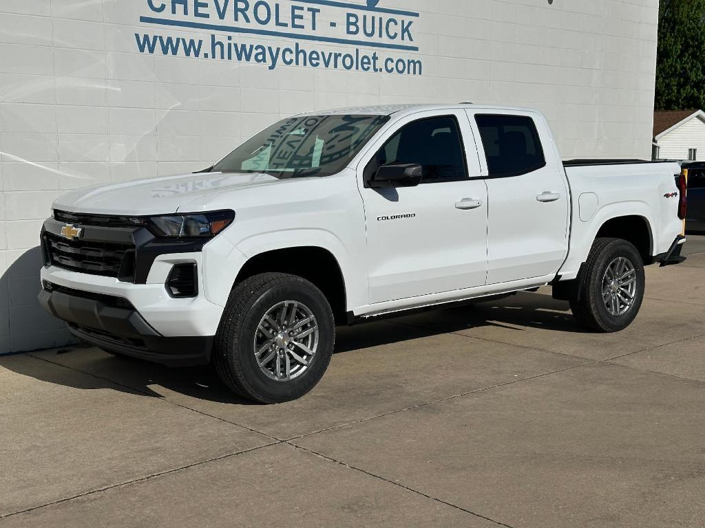 new 2025 Chevrolet Colorado car, priced at $40,890