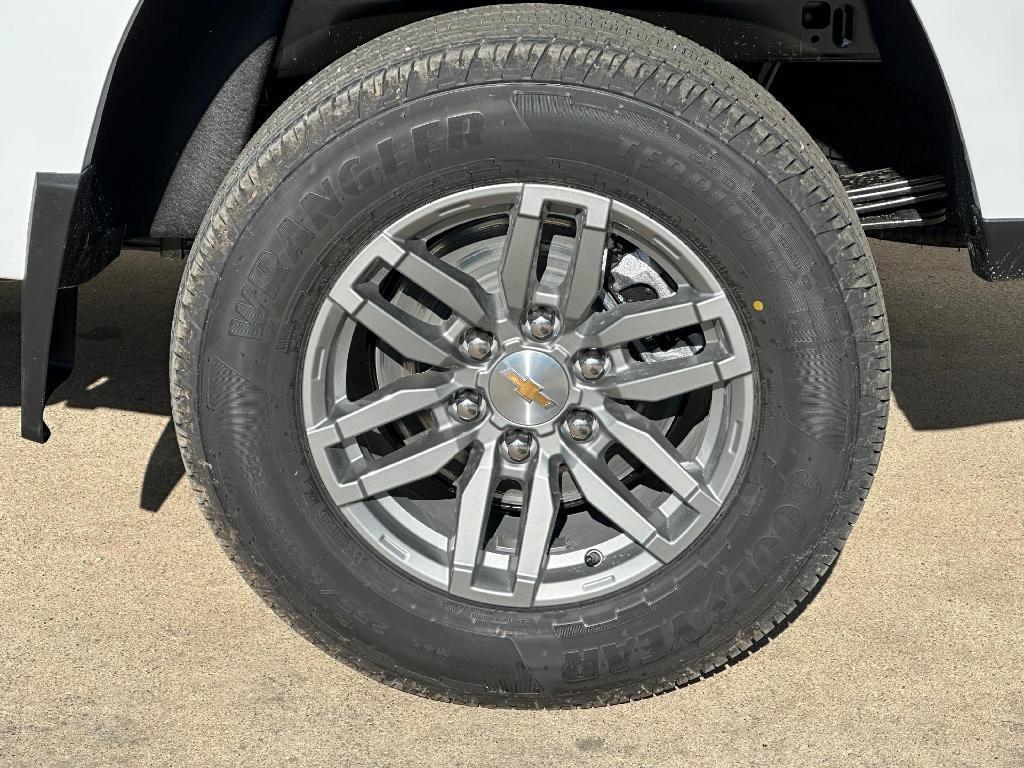 new 2025 Chevrolet Colorado car, priced at $40,890