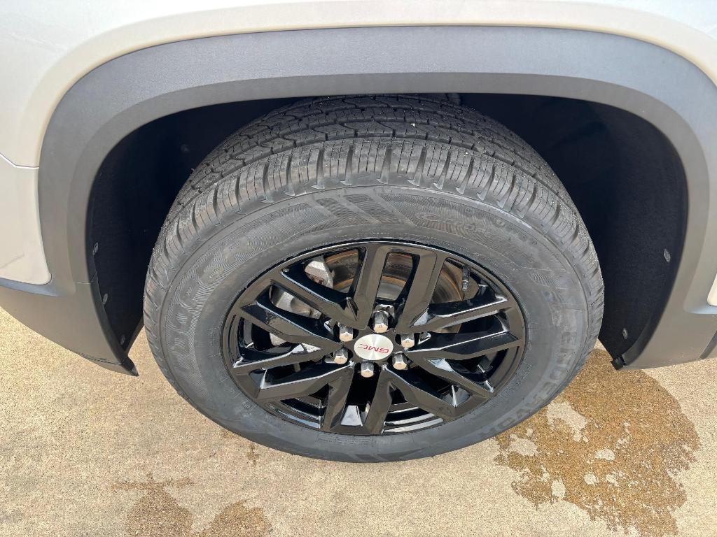 used 2018 GMC Acadia car, priced at $16,900