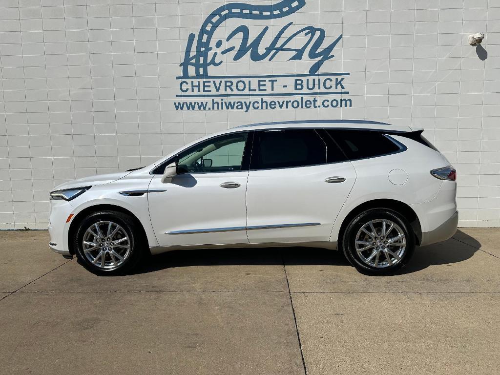 used 2023 Buick Enclave car, priced at $38,900
