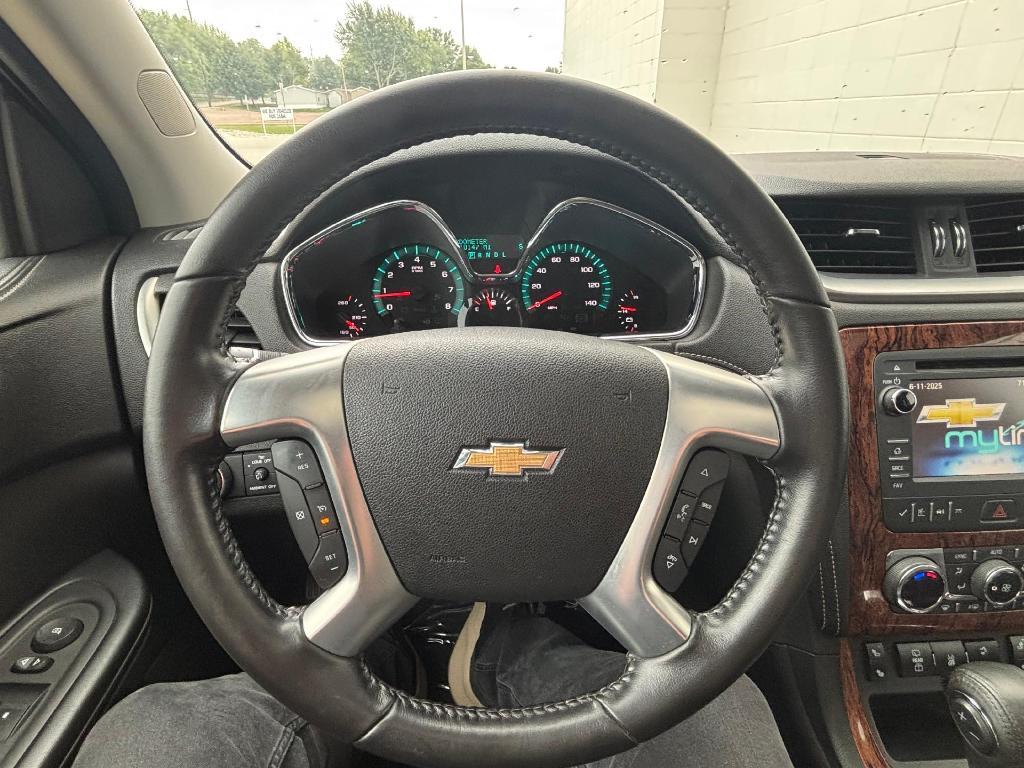 used 2014 Chevrolet Traverse car, priced at $13,900
