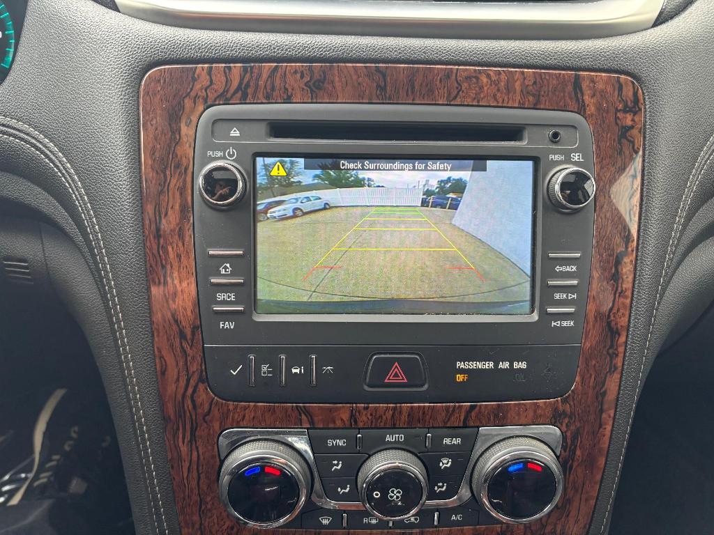 used 2014 Chevrolet Traverse car, priced at $13,900