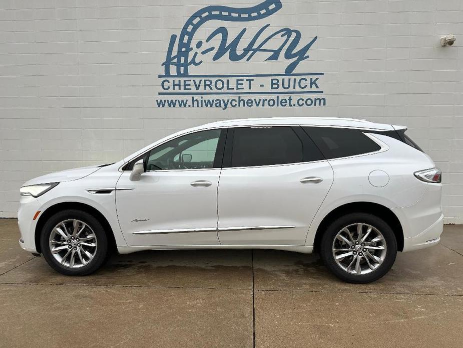 used 2024 Buick Enclave car, priced at $50,900