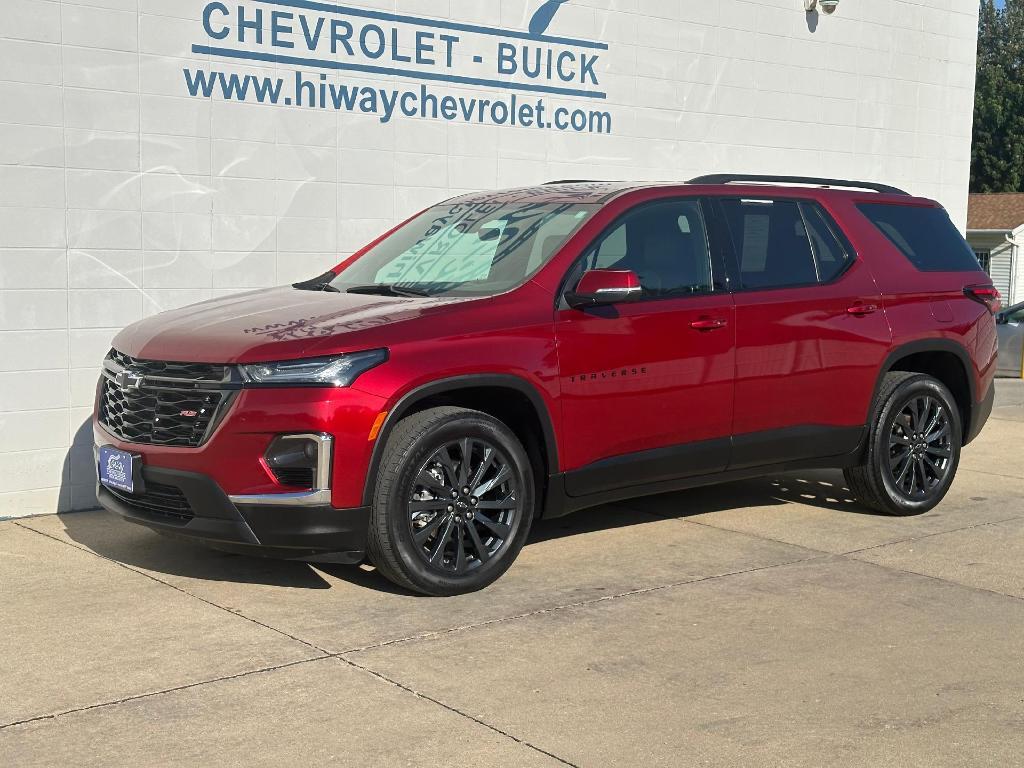 used 2022 Chevrolet Traverse car, priced at $34,900