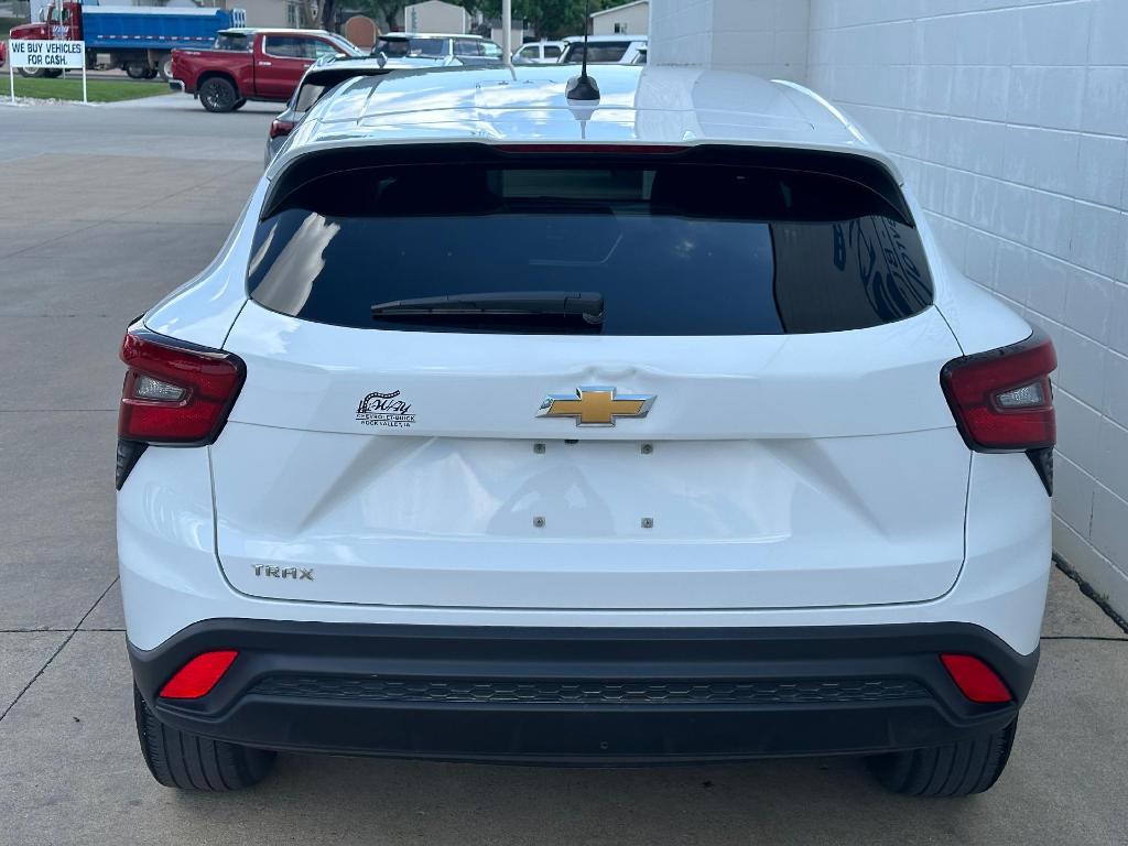 used 2024 Chevrolet Trax car, priced at $21,900