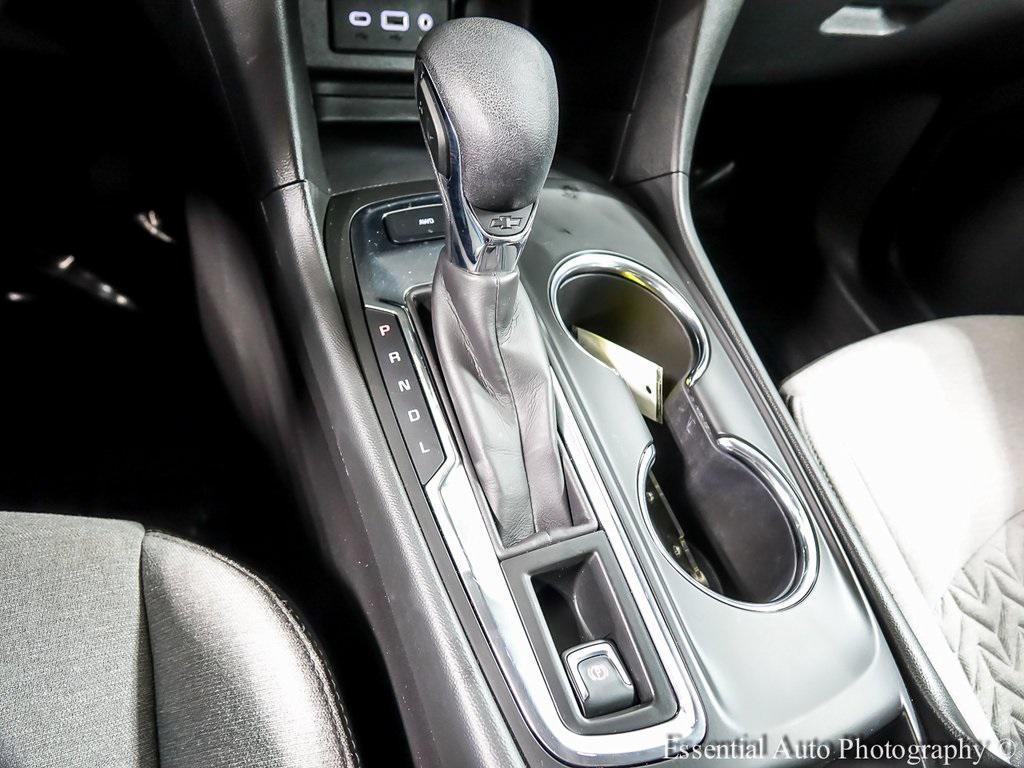 used 2022 Chevrolet Equinox car, priced at $19,177