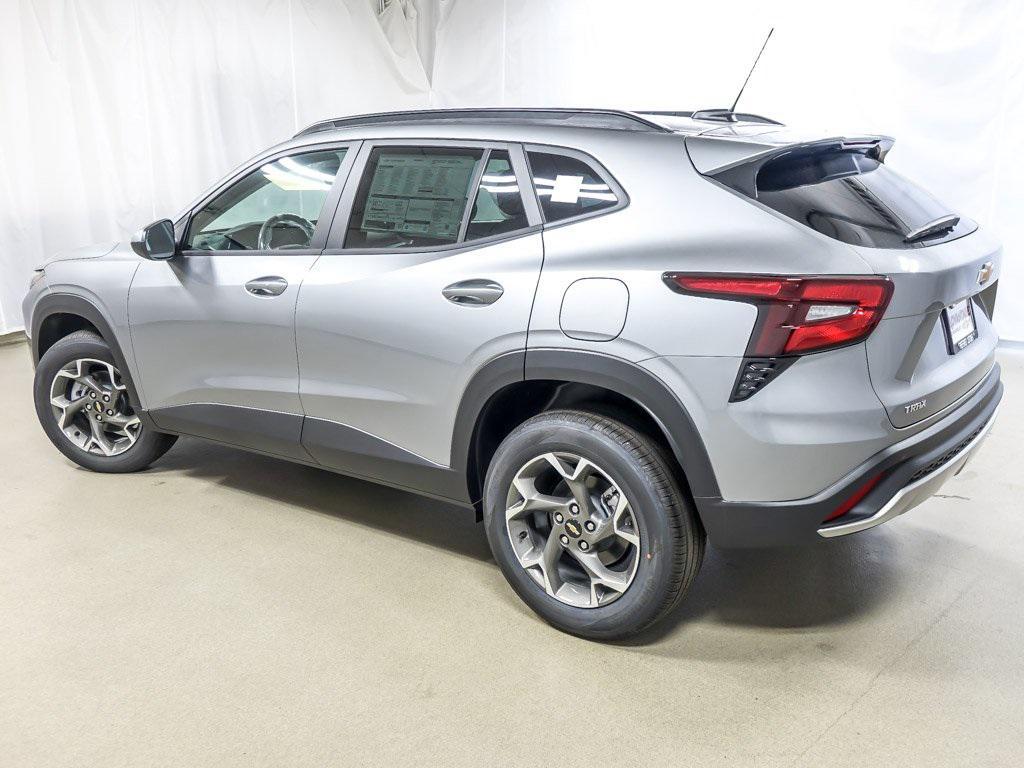 new 2026 Chevrolet Trax car, priced at $25,104