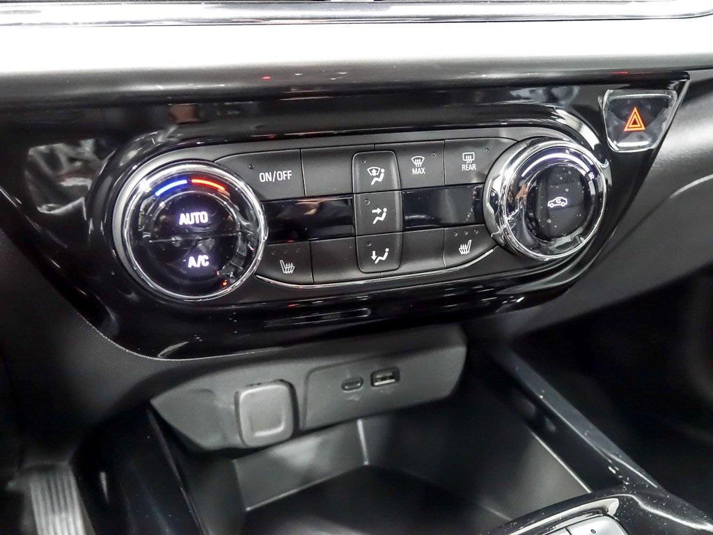 new 2026 Chevrolet Trax car, priced at $25,104