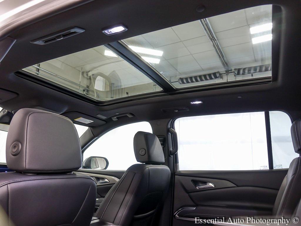new 2025 Chevrolet Traverse car, priced at $42,478