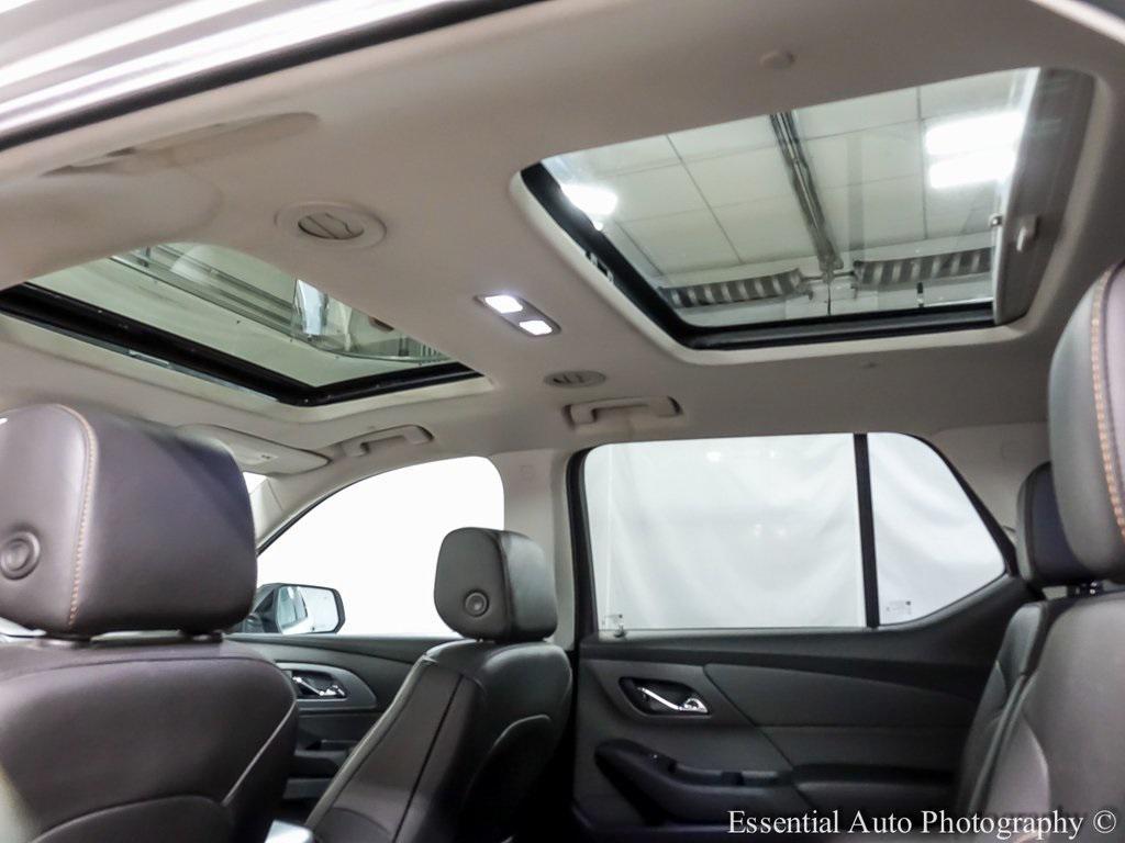 used 2021 Chevrolet Traverse car, priced at $29,491