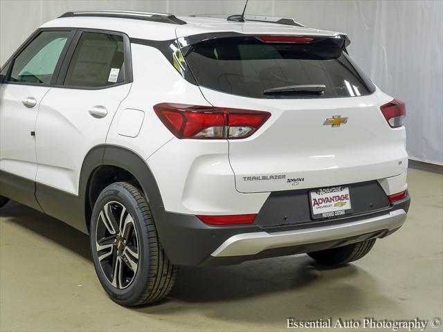 new 2025 Chevrolet TrailBlazer car, priced at $27,077