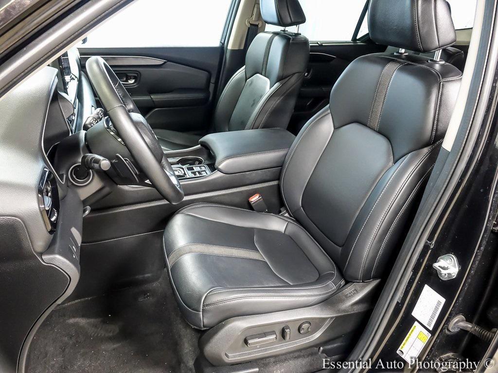 used 2023 Honda Pilot car, priced at $34,380