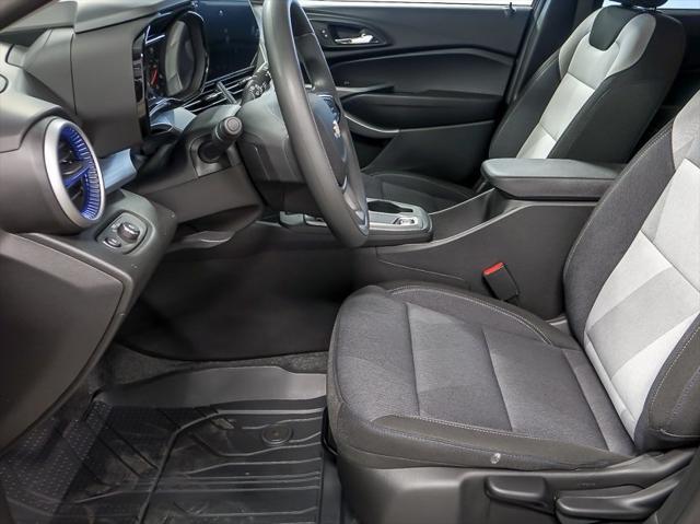 new 2025 Chevrolet Trax car, priced at $22,535