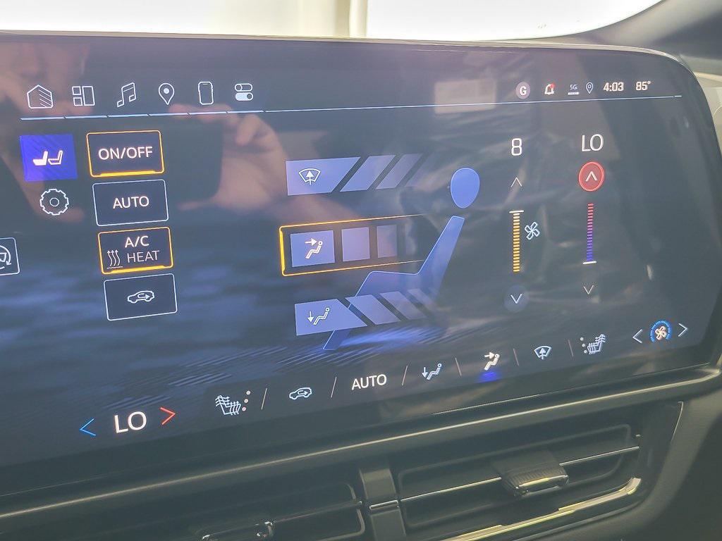 new 2025 Chevrolet Equinox EV car, priced at $39,220