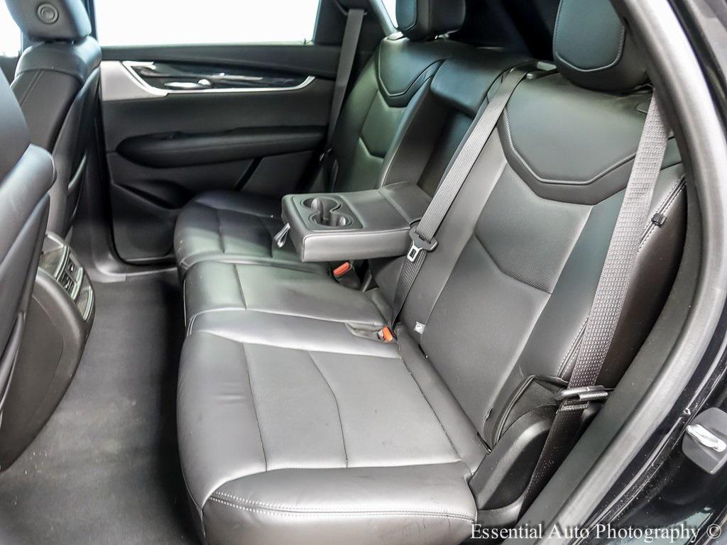 used 2020 Cadillac XT5 car, priced at $21,633