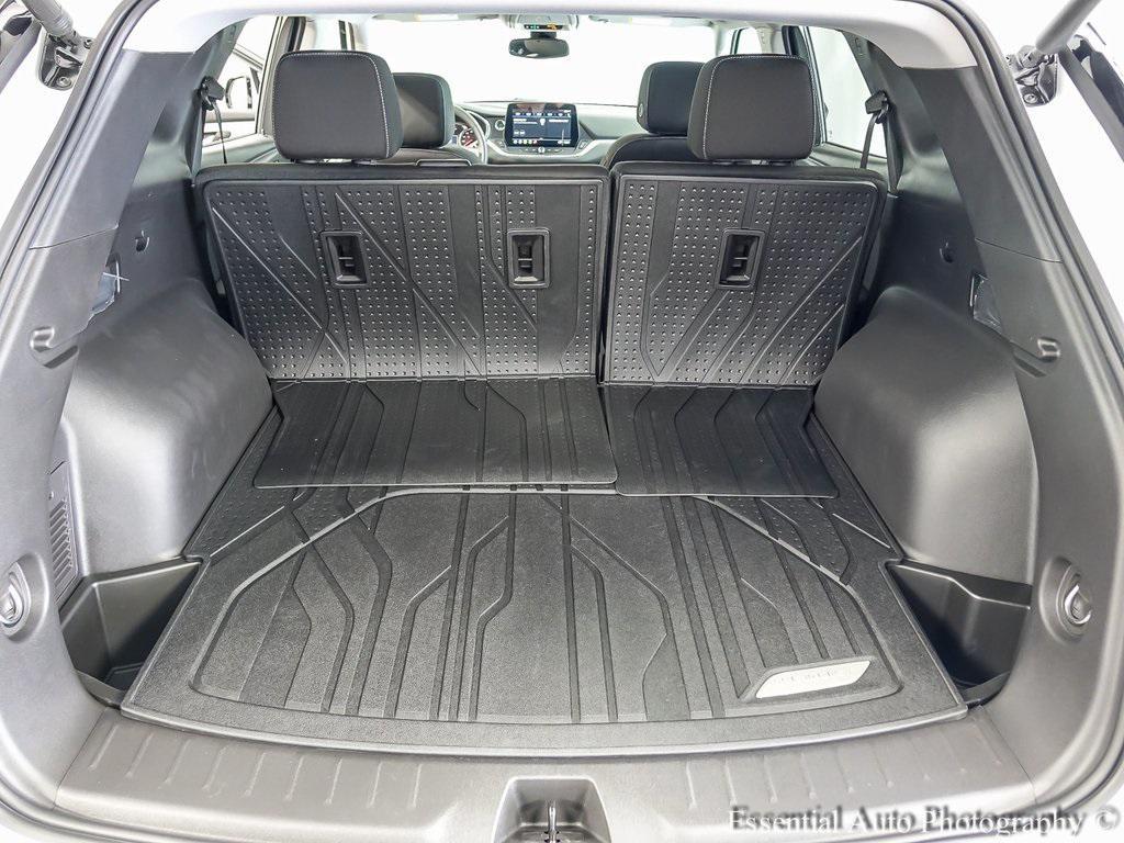new 2025 Chevrolet Blazer car, priced at $36,027