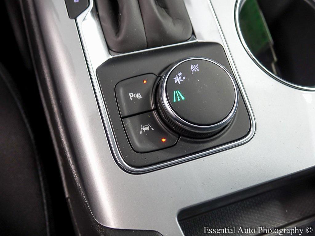new 2025 Chevrolet Blazer car, priced at $36,027