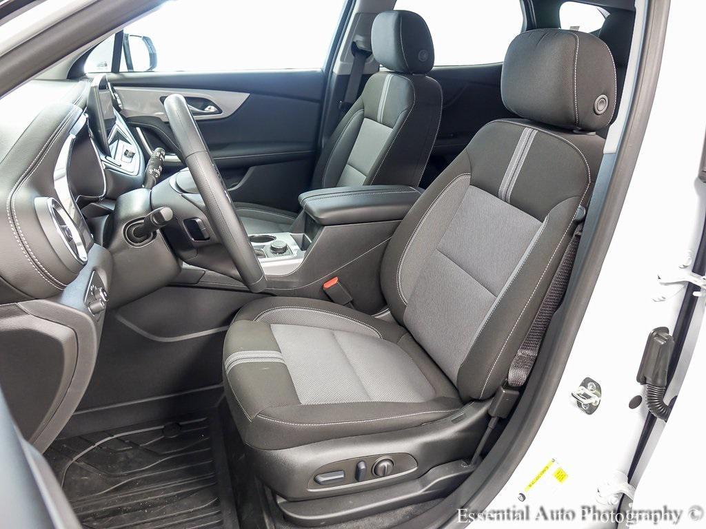new 2025 Chevrolet Blazer car, priced at $36,027