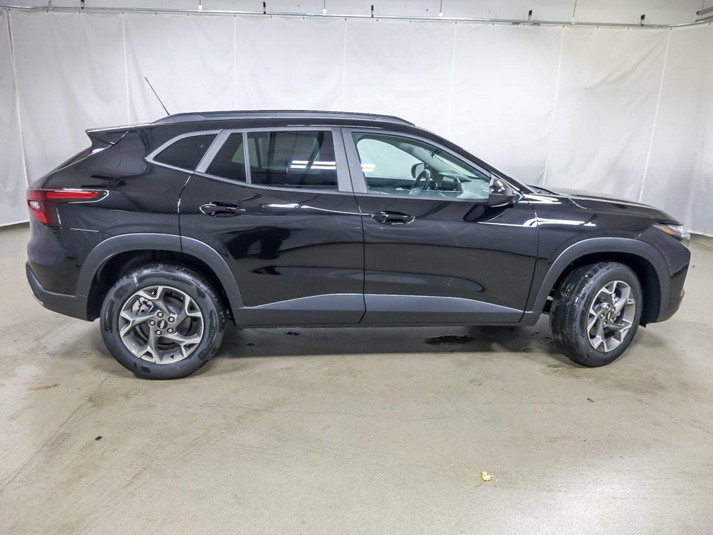 new 2026 Chevrolet Trax car, priced at $25,104