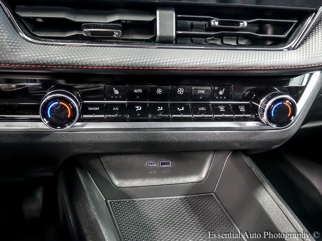 new 2026 Chevrolet Equinox car, priced at $32,956
