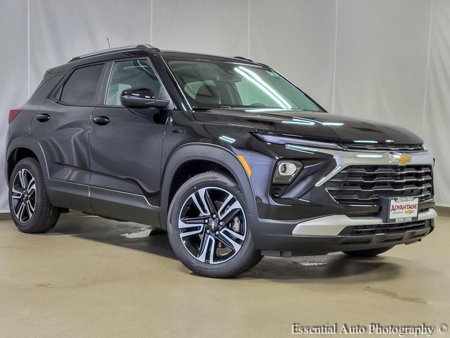 new 2025 Chevrolet TrailBlazer car, priced at $29,468