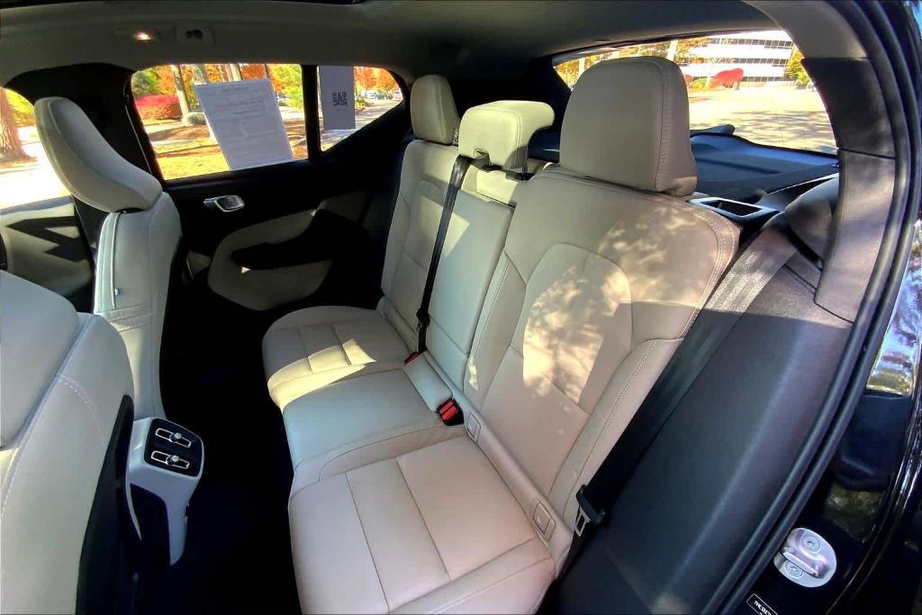 used 2024 Volvo XC40 car, priced at $32,962