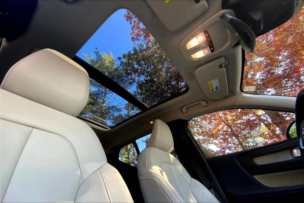 used 2024 Volvo XC40 car, priced at $32,962