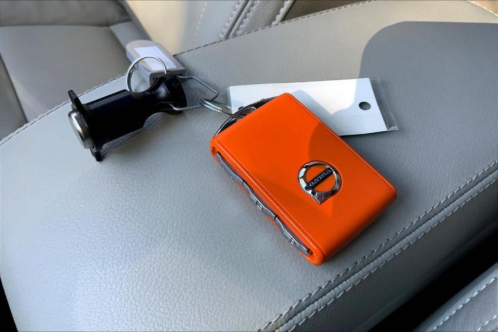 used 2024 Volvo XC40 car, priced at $32,962