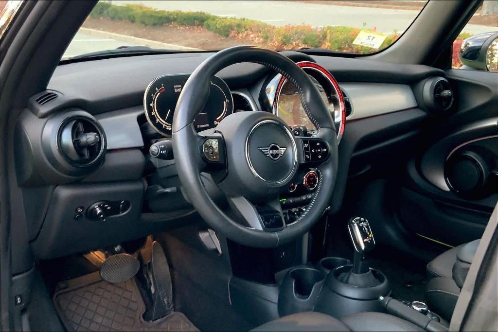 used 2023 MINI Hardtop car, priced at $25,764