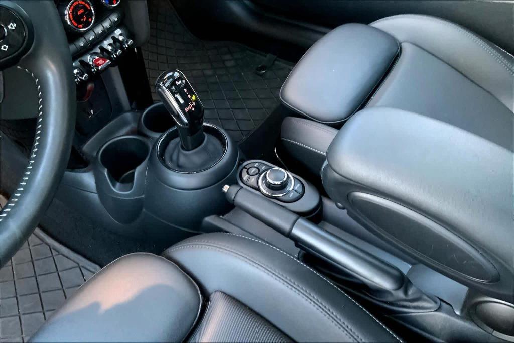 used 2023 MINI Hardtop car, priced at $25,764