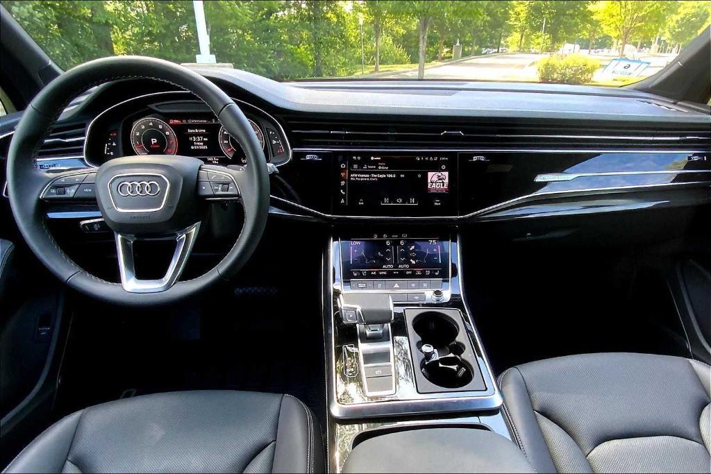 used 2025 Audi Q7 car, priced at $62,909