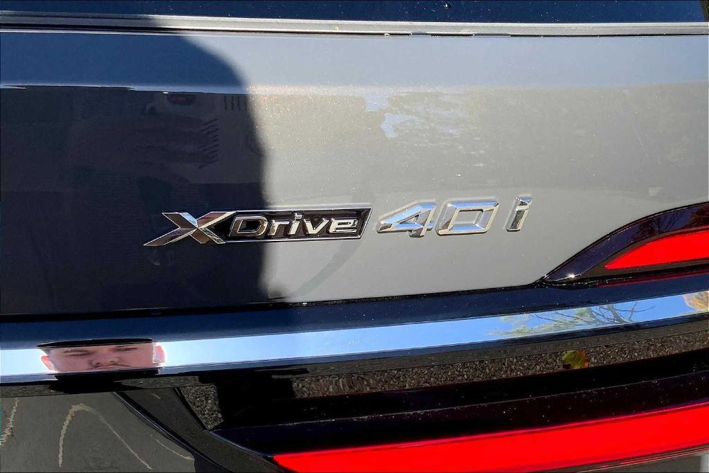 new 2026 BMW X7 car, priced at $97,155