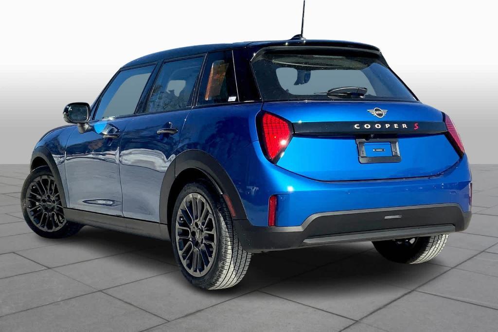 new 2025 MINI Hardtop car, priced at $38,380