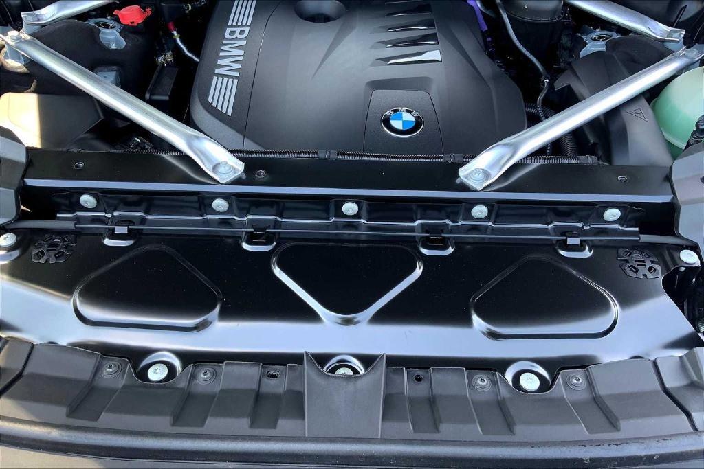 new 2026 BMW X7 car, priced at $94,255
