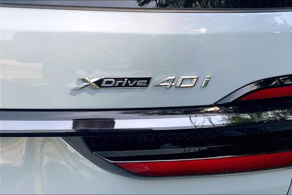 new 2026 BMW X7 car, priced at $94,255
