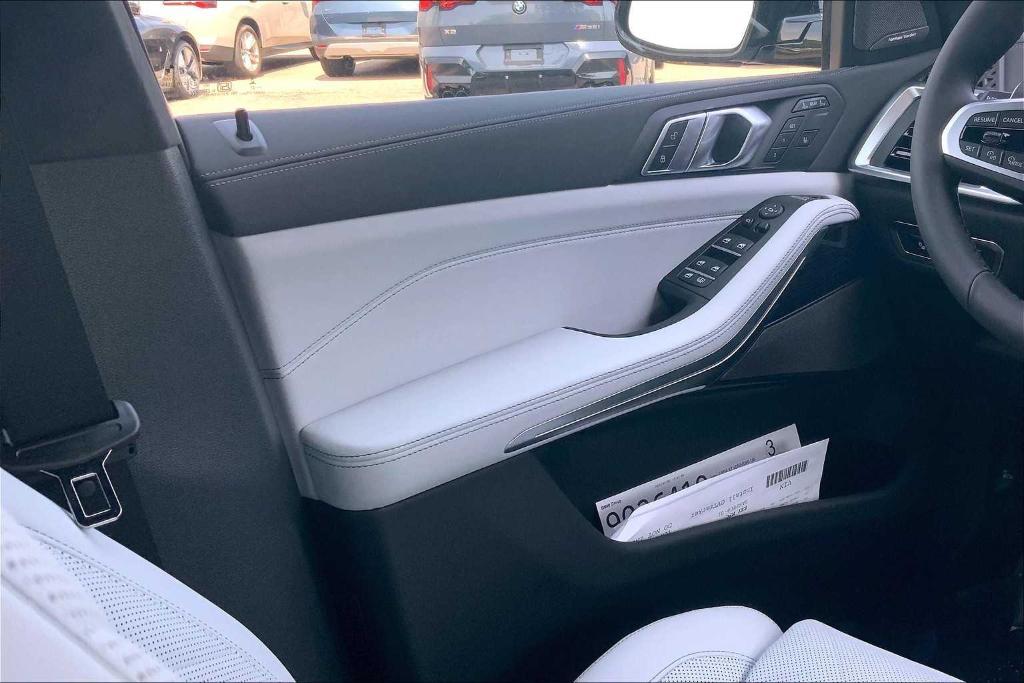 new 2026 BMW X7 car, priced at $94,255